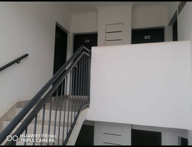 1 BEDROOM APARTMENT TO LET IN WILLOW PARK MANOR